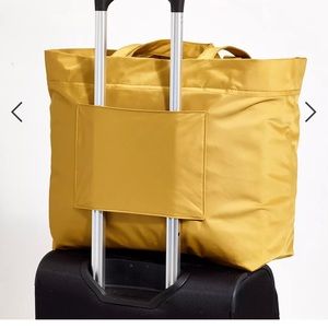 Madewell (Re)sourced Tote Bag in Gold
